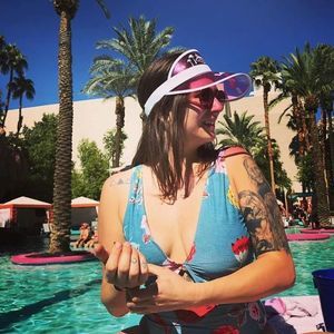 Meet your Posher, Sam